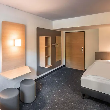 Hotel Magdeburg-barleben 3*
